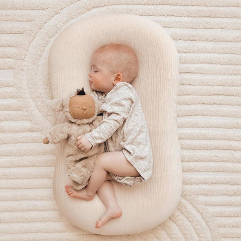 Reducteur de lit bébé amovible et lavable résistant à la pression - Univers du Sommeil Bébé