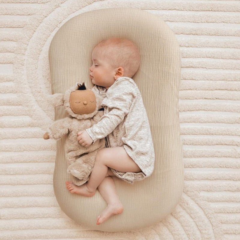 Reducteur de lit bébé amovible et lavable résistant à la pression - Univers du Sommeil Bébé