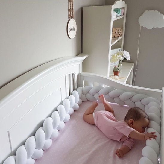 Tresse de lit quatre brins torsadés - Univers du Sommeil Bébé