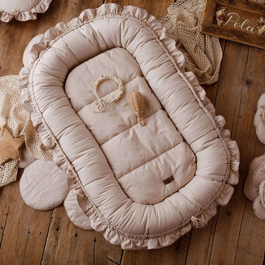 Cocon bébé - Tapis de couchage en coton et dentelle - Univers du Sommeil Bébé